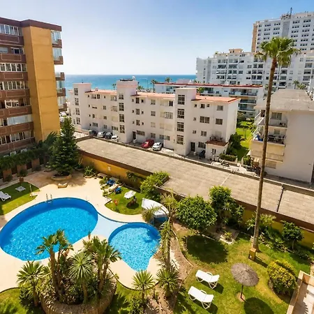 Διαμέρισμα With Pool Facing The Sea *